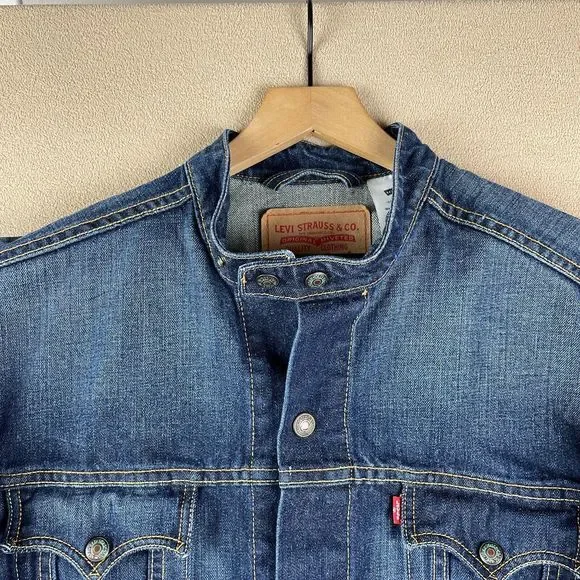 Levis Jacket Mens Extra Large Easy Rider Denim Medium Wash Trucker XL Biker Logo - Picture 4 of 16